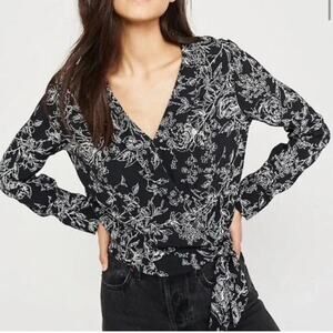 Abercrombie & Fitch Floral Wrap Blouse Small Black Boho Romantic Quiet Luxury